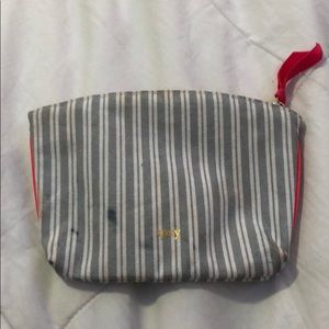 make up pouch